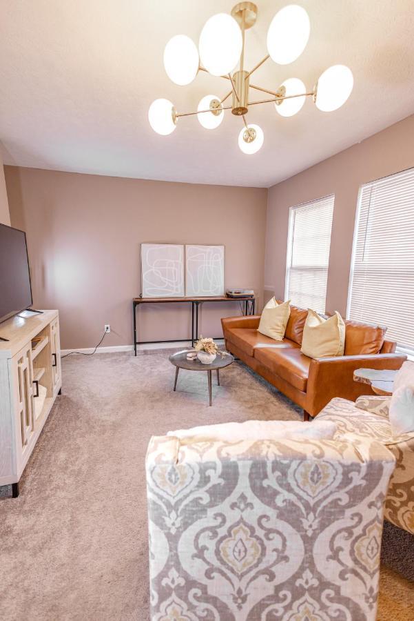 Lux - Downtown Oasis - Pool Table! Free Parking! Lexington Exterior foto